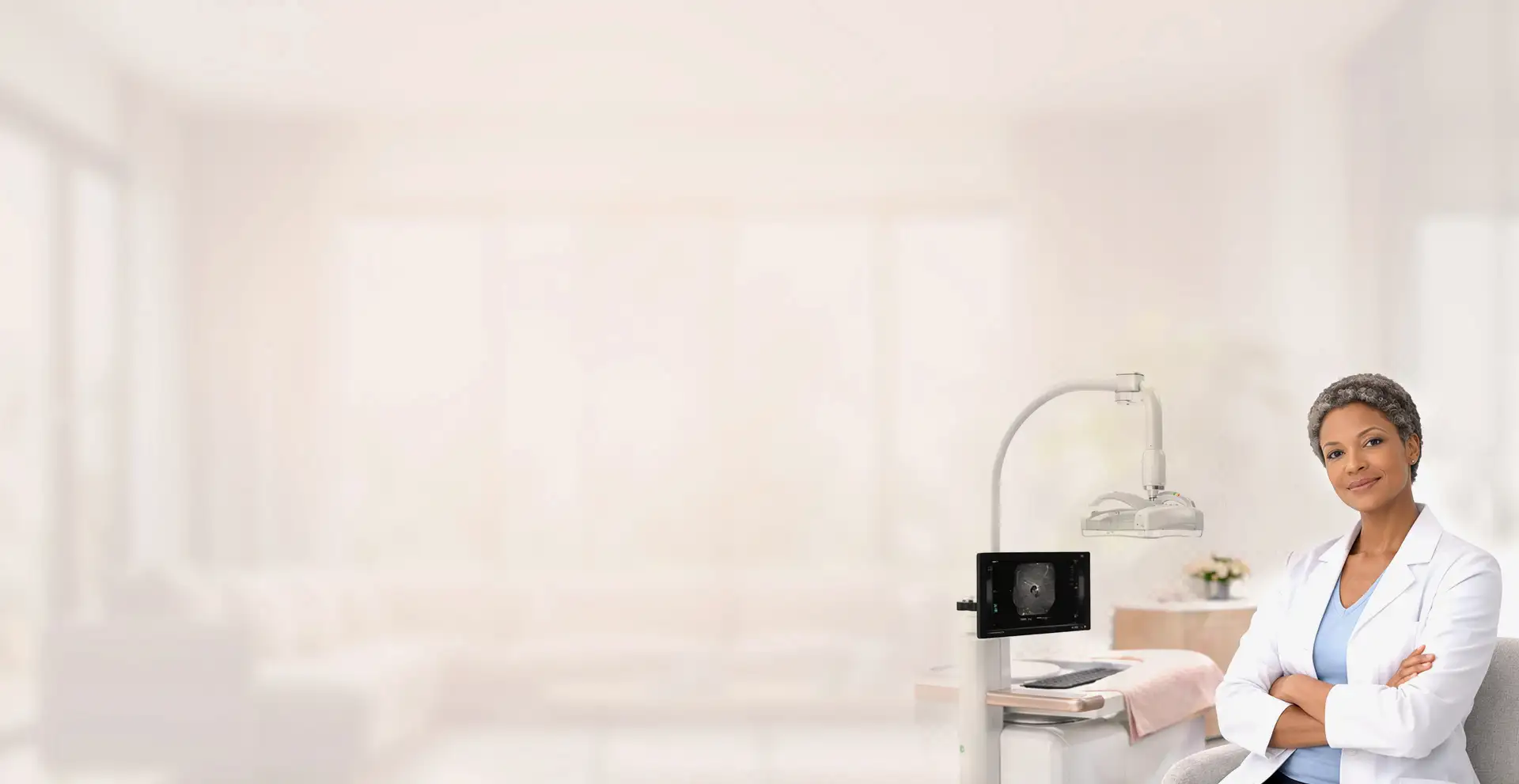 Radiologist in a reassuring breast screening environment at Genesis Tampa designed to give women confidence in ABUS screening